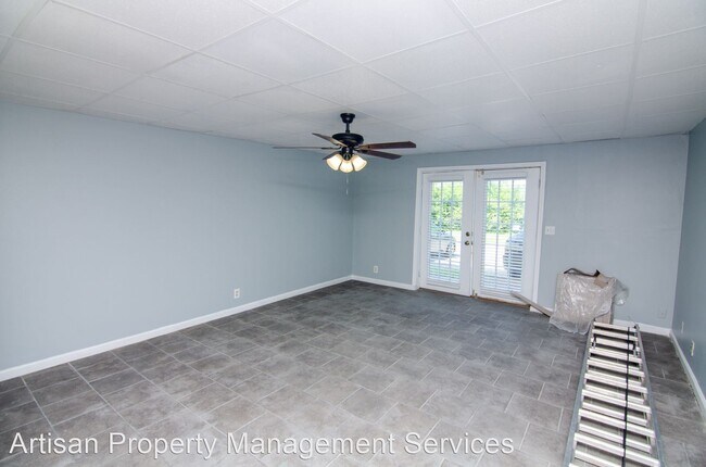 Building Photo - 1 br, 1 bath House - 1041 Harold Dr  - 104...