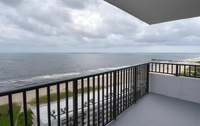 Foto del edificio - 531 N Ocean Blvd