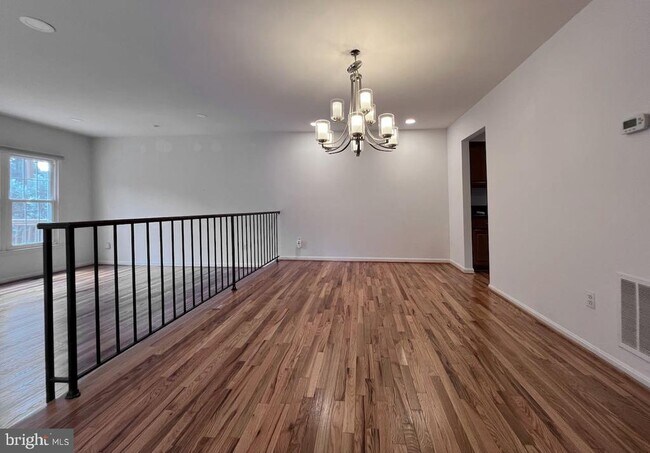 Building Photo - 7132 Swansong Wy