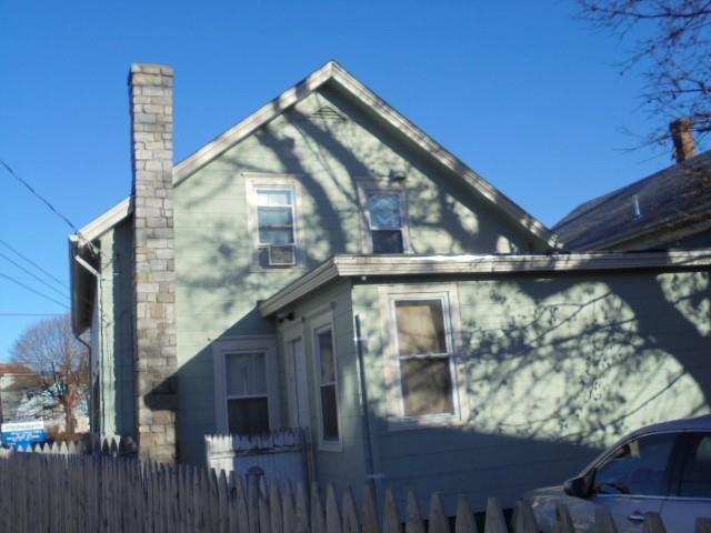 Building Photo - 104 Illinois St