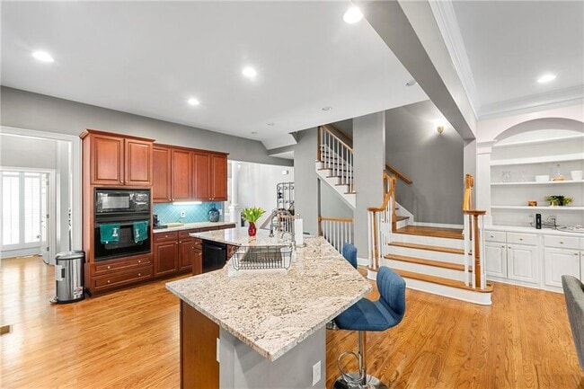 Building Photo - 1446 Wembley Ct NE