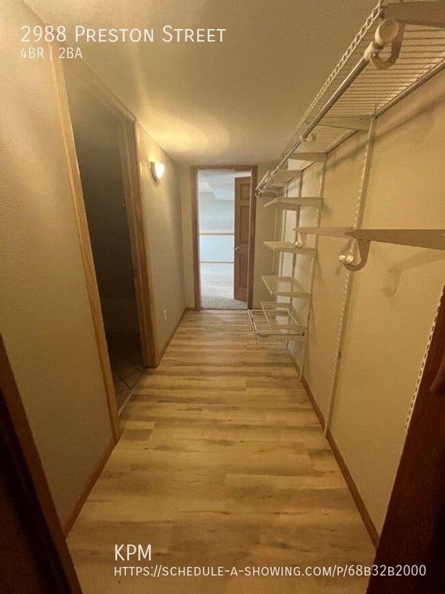 Building Photo - 2988 Preston St