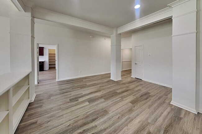 Foto del edificio - 383 Hyland Ln