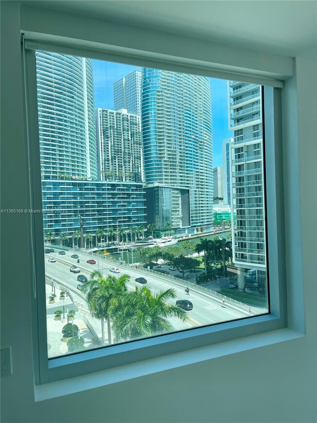 Foto del edificio - 500 Brickell Ave