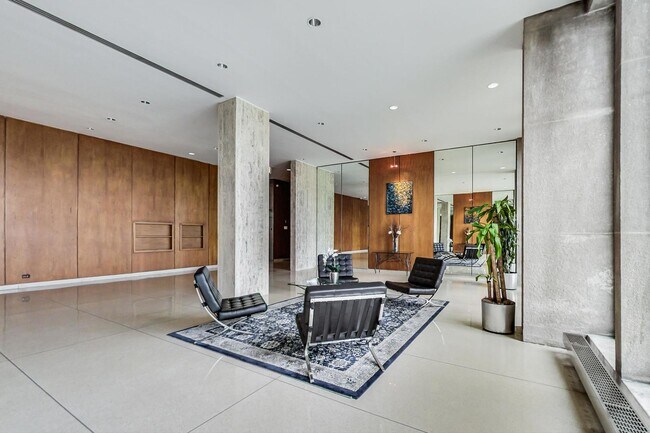 Foto del edificio - 4800 S Chicago Beach Dr