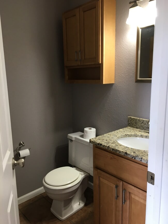 1/2 bath - 6521 Cornwall Ct