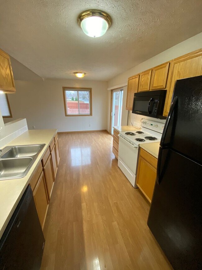 Foto del edificio - 5655 N 21st St