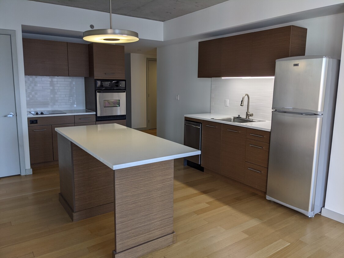 Foto principal - 319 A St