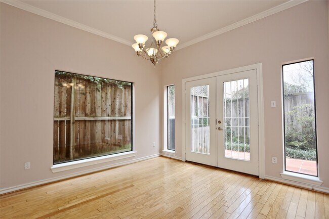 Foto del edificio - 1721 Potomac Dr