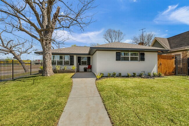 Foto del edificio - 1003 Claxton St