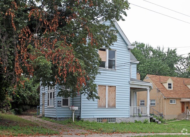 Building Photo - 1005 Rosemont Ave