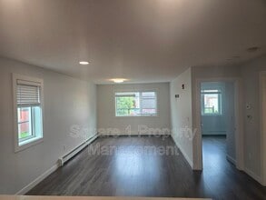 Building Photo - 11123 Groat Rd NW