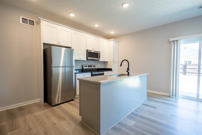 Foto del edificio - 2321 Trenton Ln