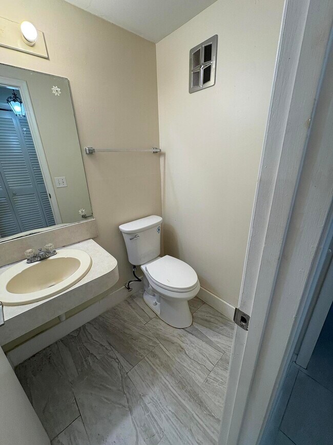 Foto del edificio - 51 Waltham C