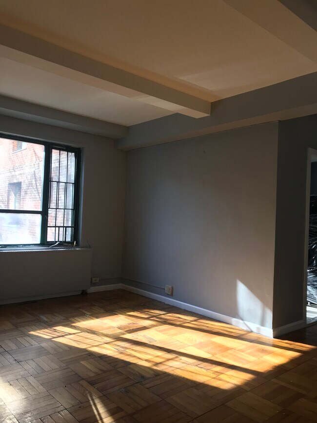 2160 E Tremont Ave Unit 2, The Bronx, NY 10462 Condo for Rent in The