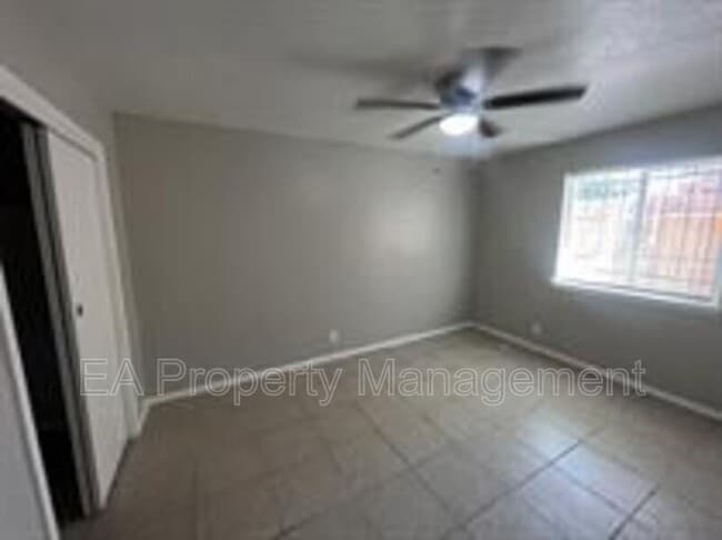 Building Photo - 12809 Dorado Dr SE