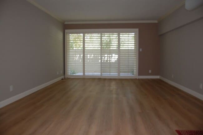 Building Photo - La Goleta One Bedroom