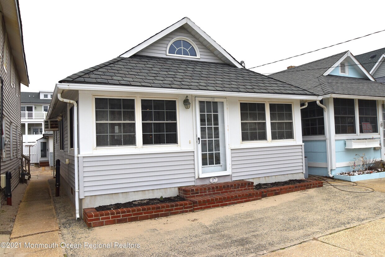 117 1st Ave, Manasquan, NJ 08736 House for Rent in Manasquan, NJ