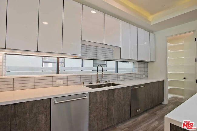 Foto del edificio - 1622 S Bedford St