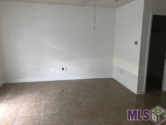 Foto del edificio - 30630 N John Dr