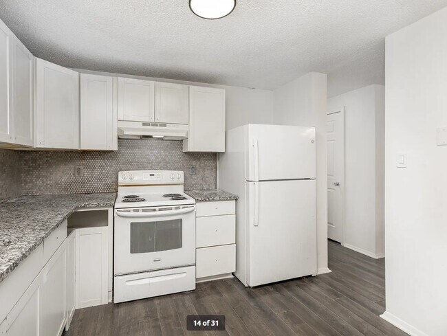 cocina - 8435 Othello Pl