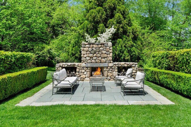 Foto del edificio - 945 Oenoke Ridge