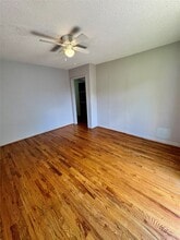 Building Photo - 1126 W 22nd St