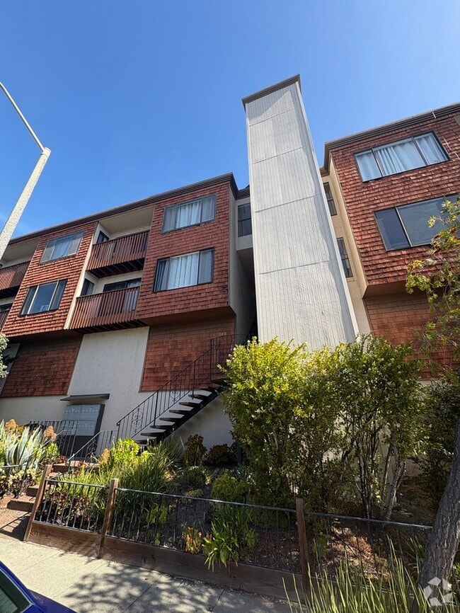 Building Photo - 380 Monterey Blvd