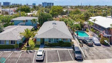 Building Photo - 4421 Poinciana St