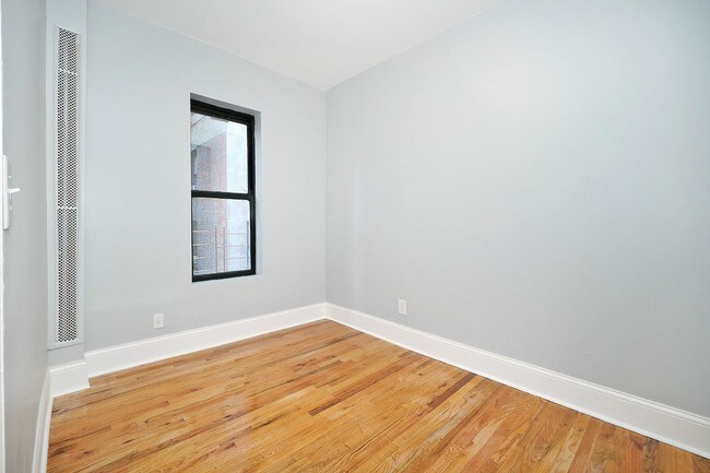 Foto del edificio - 506 W 151st St