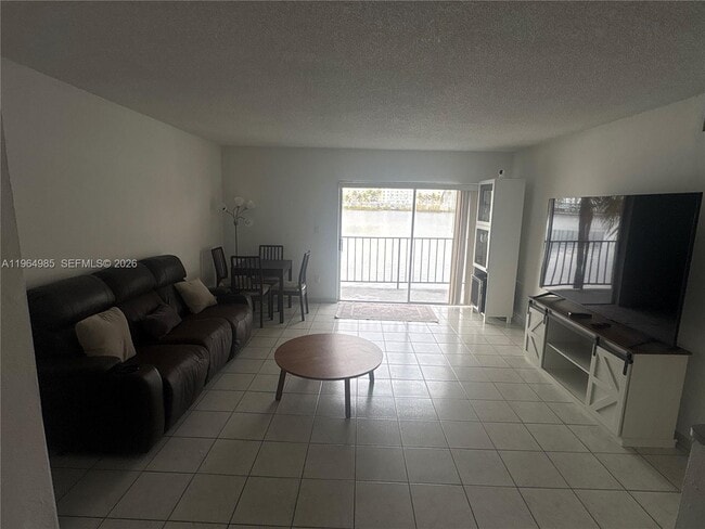 Foto del edificio - 5505 NW 7th St