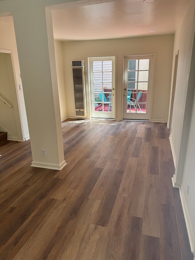 Foto principal - 328 Corbett Ave