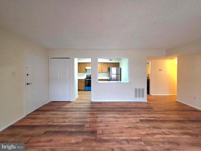 Foto del edificio - 3808 Laramie Pl