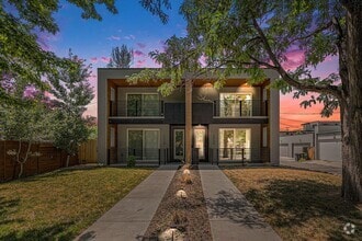 Building Photo - 3222 W 21st Ave