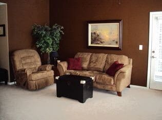 Foto del edificio - 3095 Blue Sky Cir