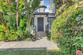 Building Photo - 1623 S Bundy Dr