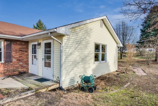 Building Photo - 9201 Owings Manor Ct