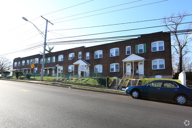 Baybrook Park Apartments - Liberty Cove