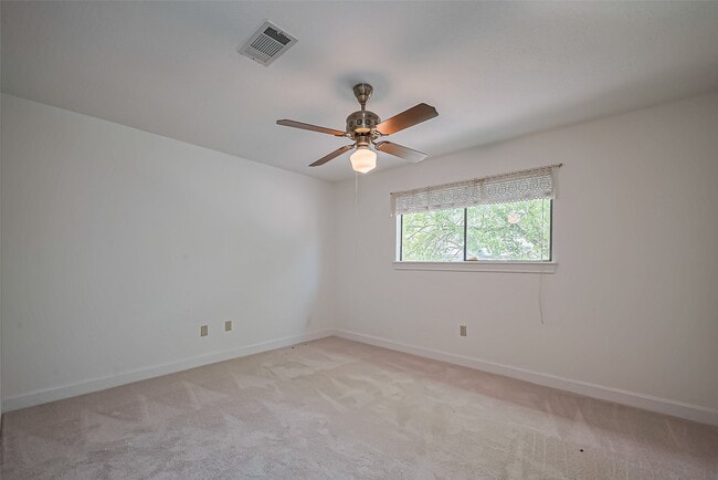 Building Photo - 18307 Champion Forest Dr