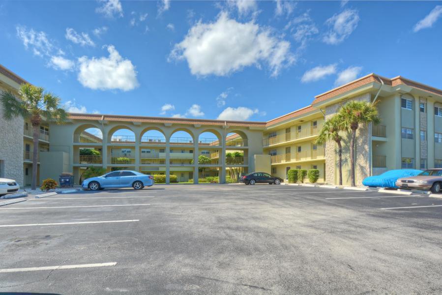 5701 NW 2nd Ave Unit 310, Boca Raton, FL 33487 Condo for Rent in Boca Raton, FL