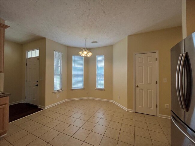 Foto del edificio - 9679 Greythorne Way