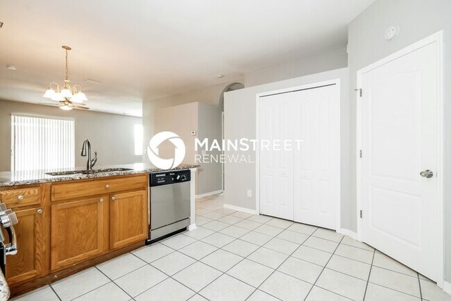 Foto del edificio - 4 Bedroom Pet-Friendly Home in New Port Richey, FL with Main Street Renewal