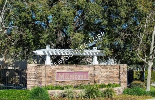 Foto del edificio - 5053 Woodbridge Ln
