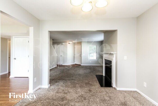 Foto del edificio - 3537 Birchfield Pl