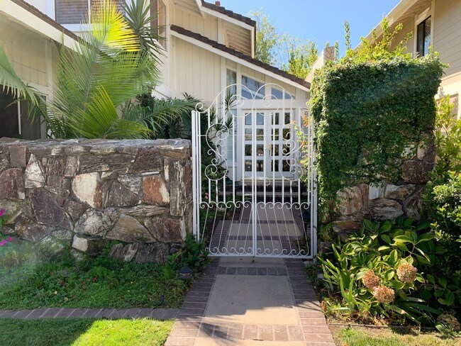 Foto del edificio - 3 br, 2.5 bath House - 2470 Oakshore Dr
