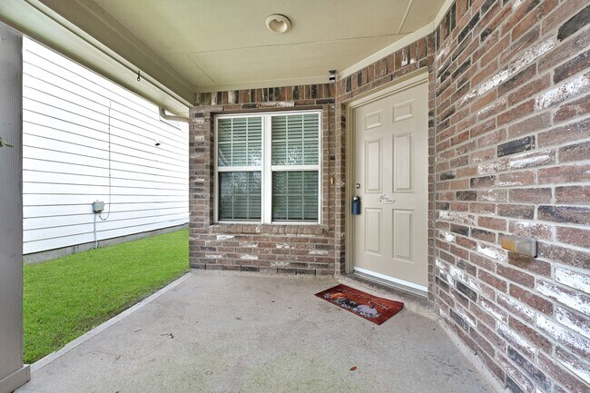 Foto del edificio - 702 Heatherton Hill Ln