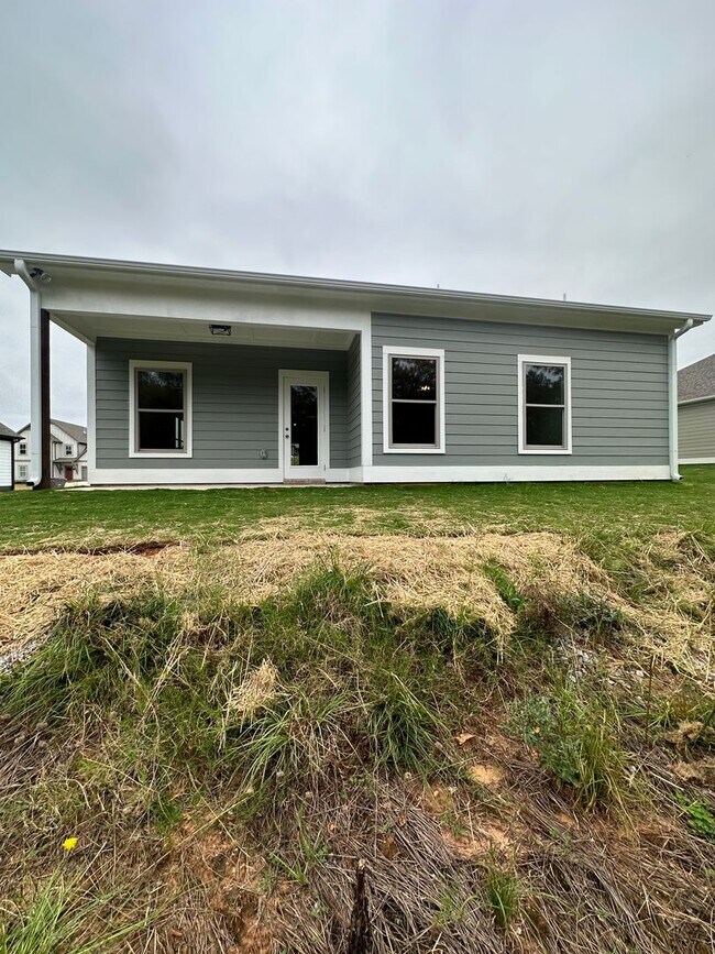 Building Photo - New Construction Home for Rent in Tuscaloo...