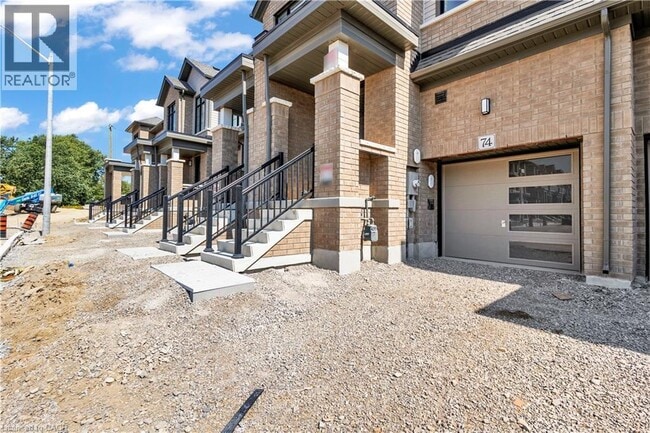 Building Photo - 474 Provident Way