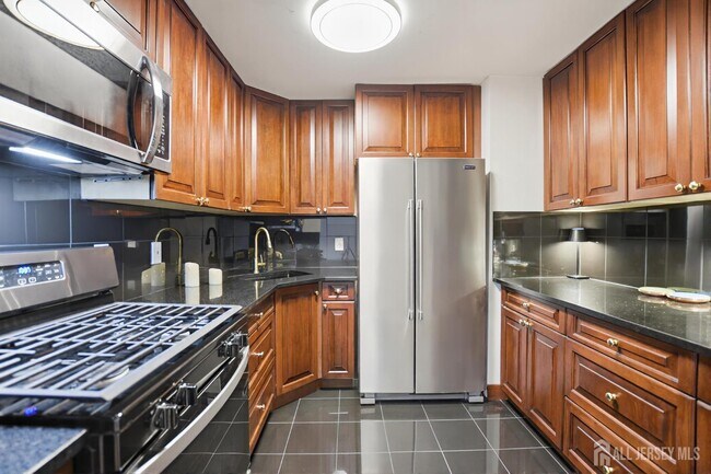 Foto del edificio - 71 College Dr