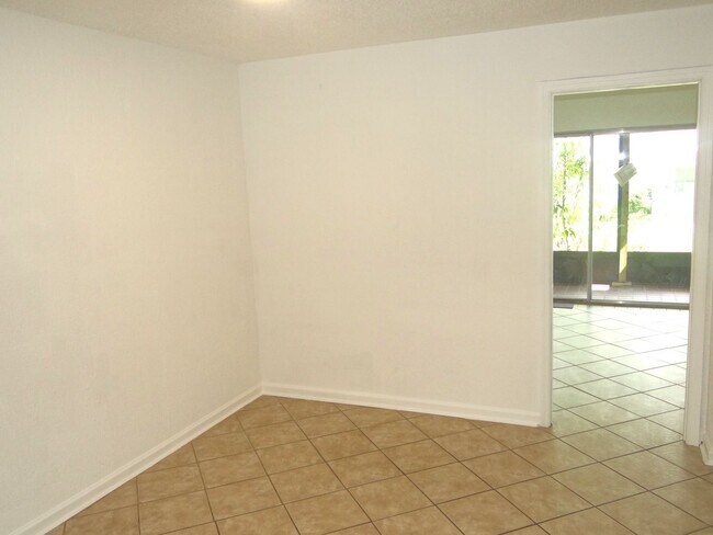 Building Photo - 2625 FL-590